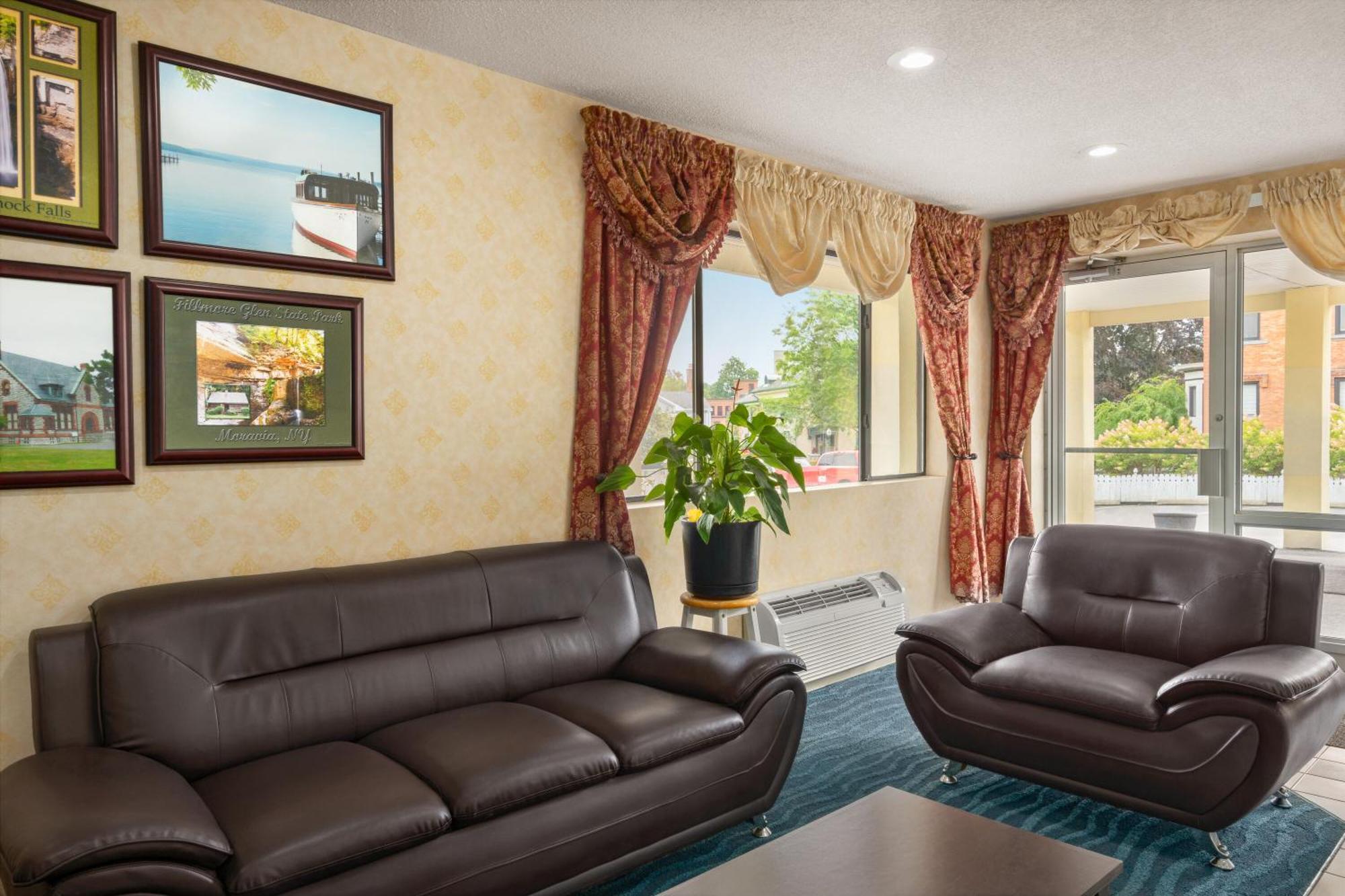 אובורן The Cayuga Inn At The Finger Lakes מראה חיצוני תמונה